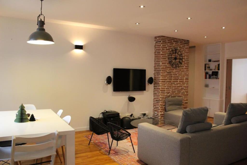 Le Jane : Centre Ville, Garage, Balcon Annecy Exterior foto